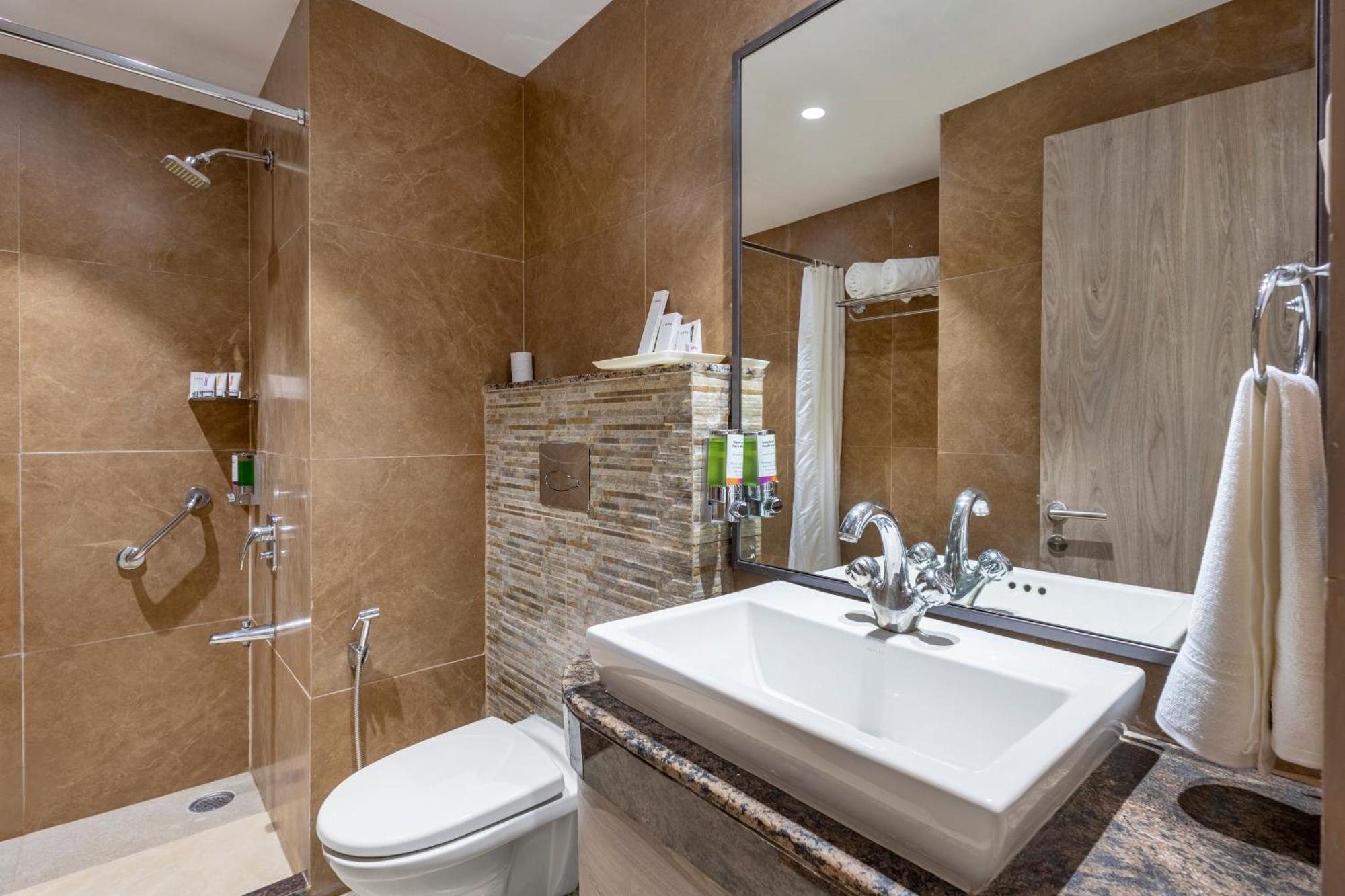 Sterling Corbett Hotell Garjia Exteriör bild
